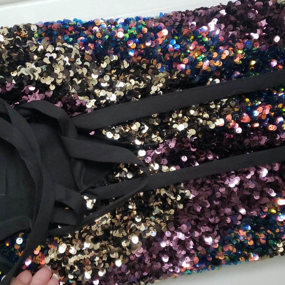 Betsy & Adam Sequin Gown, Size 6. Worn Once - image 7